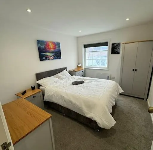Comfy Flat For 6 In City Center Gs306